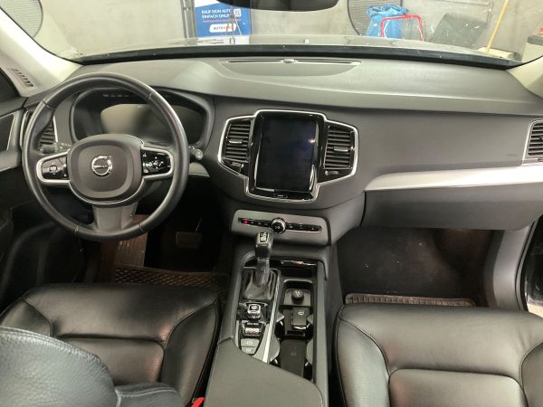 2018 Volvo XC90 2.0 D5 Momentum AWD Automatic - Image 4