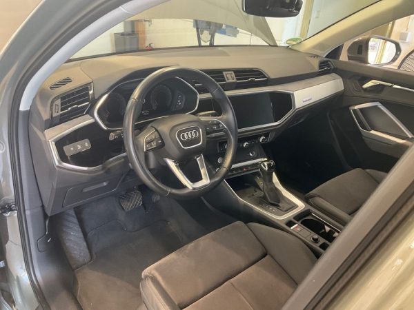 2019 Audi Q3 Sportback 45 TFSI quattro S line - Image 4