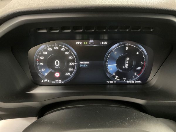 2018 Volvo XC90 2.0 D5 Momentum AWD Automatic - Image 3